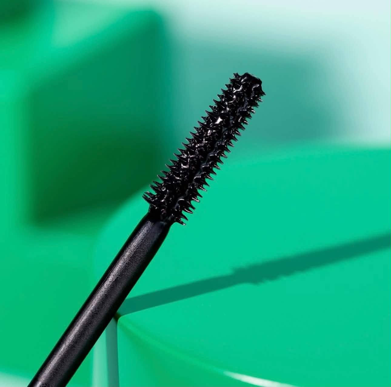 Essence Lash Without Limits Tubing Mascara - Image 2